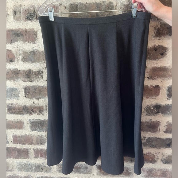 NWT Kim Rogers Gray Skirt - 14 - Picture 2 of 5